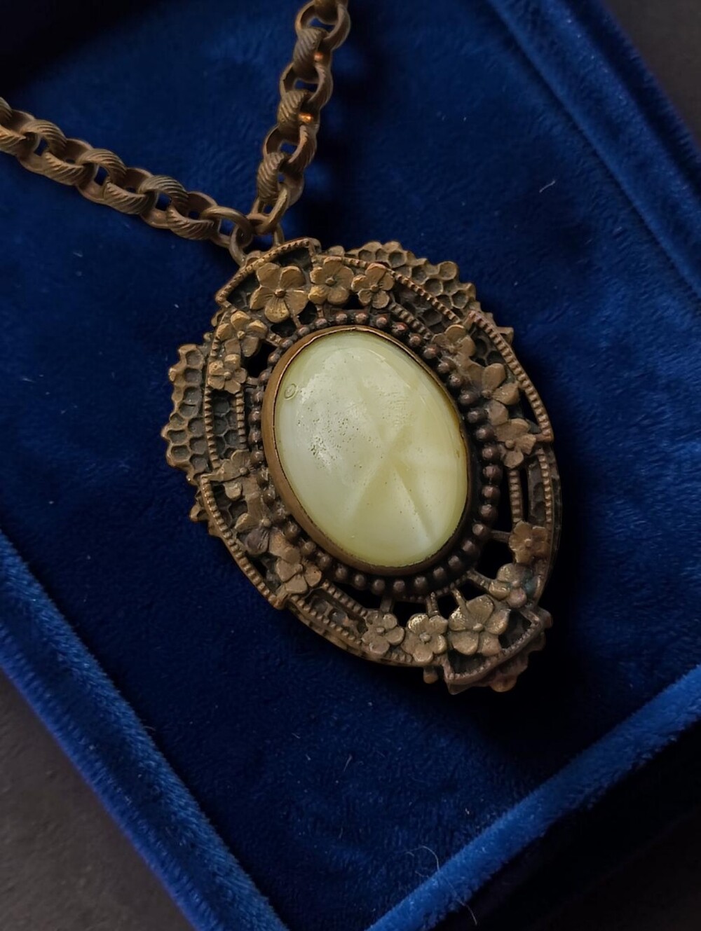 Antique Victorian Star Sapphire Pendant Necklace